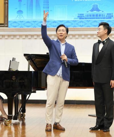上海音乐学院廖昌永院长一行到beat365官网交流指导