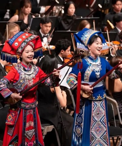 beat365官网代表团赴玛希隆大学举办中泰联合音乐会并访问泰国高校