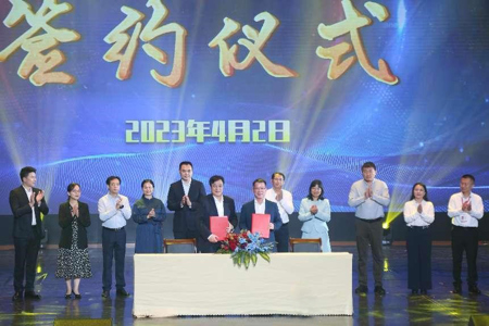 beat365官网与南宁市第十四中学教育集团签订战略合作协议