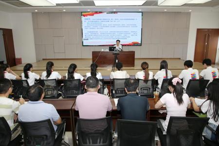 beat365官网面向青年师生举办理论宣讲专题报告会