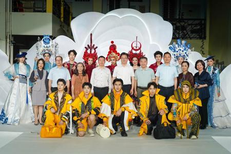 “魅力绽放 艺彩纷呈”beat365官网第二届教职工时装秀精彩上演